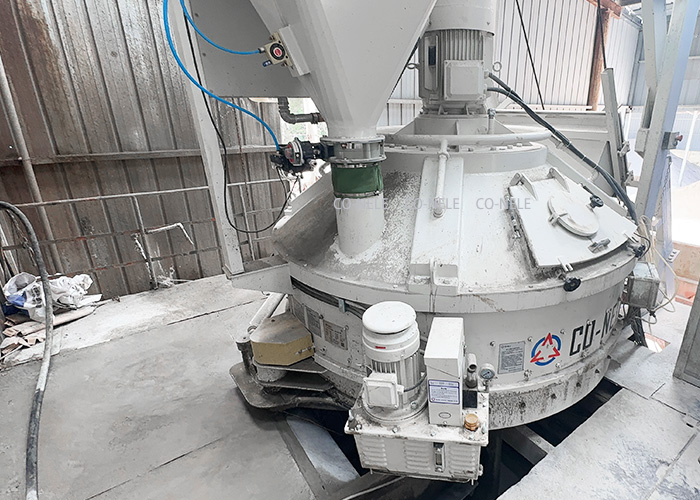 水泥電線桿立軸行星式攪拌機(jī)科尼樂(lè)